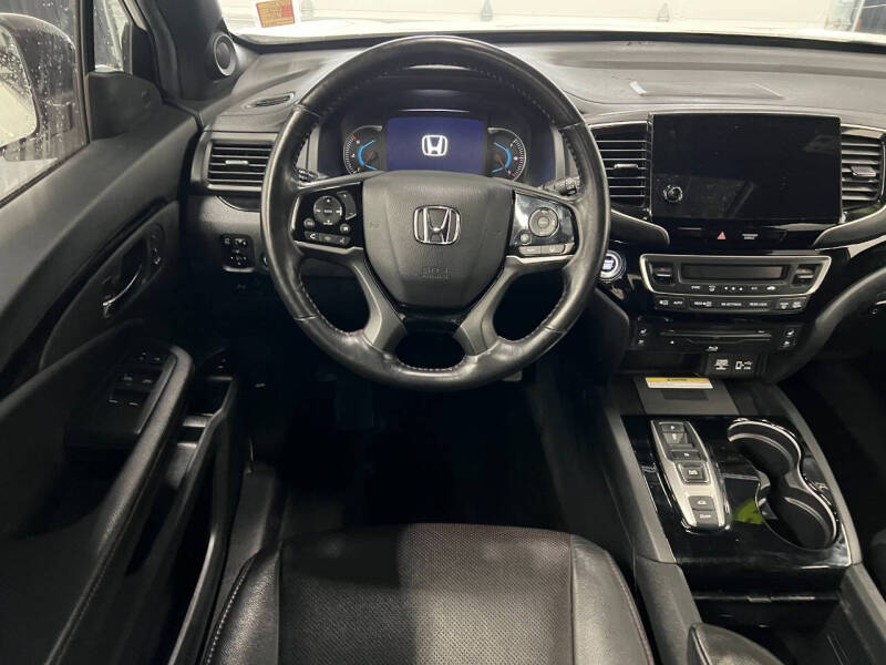 2022 Honda Pilot Black Edition