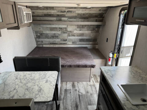 2022 Dutchmen Coleman