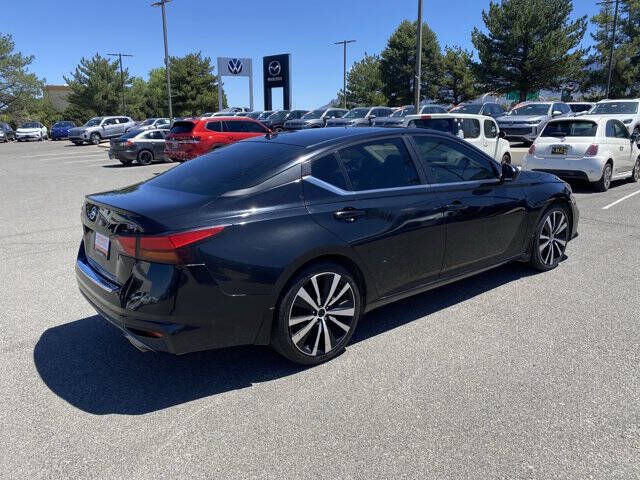 2021 Nissan Altima 2.5 SR