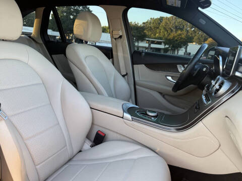 2018 Mercedes-Benz GLC GLC 300 4MATIC