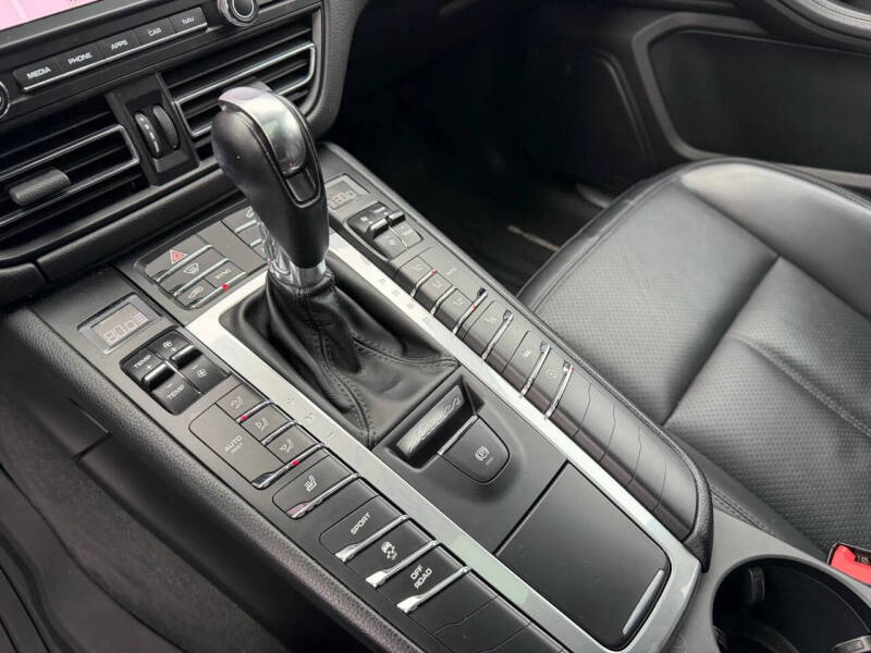 2019 Porsche Macan S