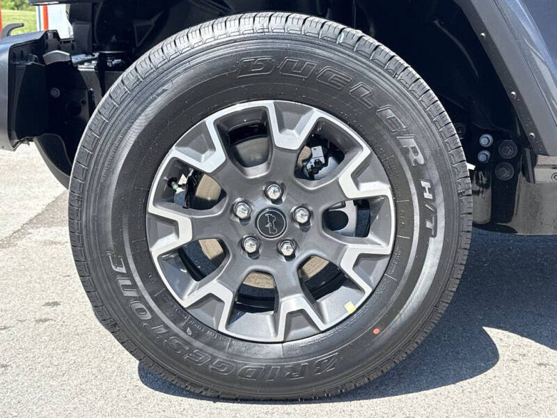 2026 Jeep Gladiator Sahara