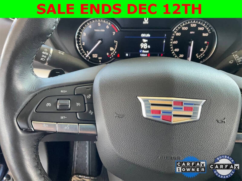 2021 Cadillac XT4 Premium Luxury