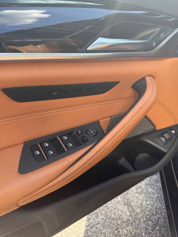 2019 BMW 5 Series 530e xDrive iPerformance