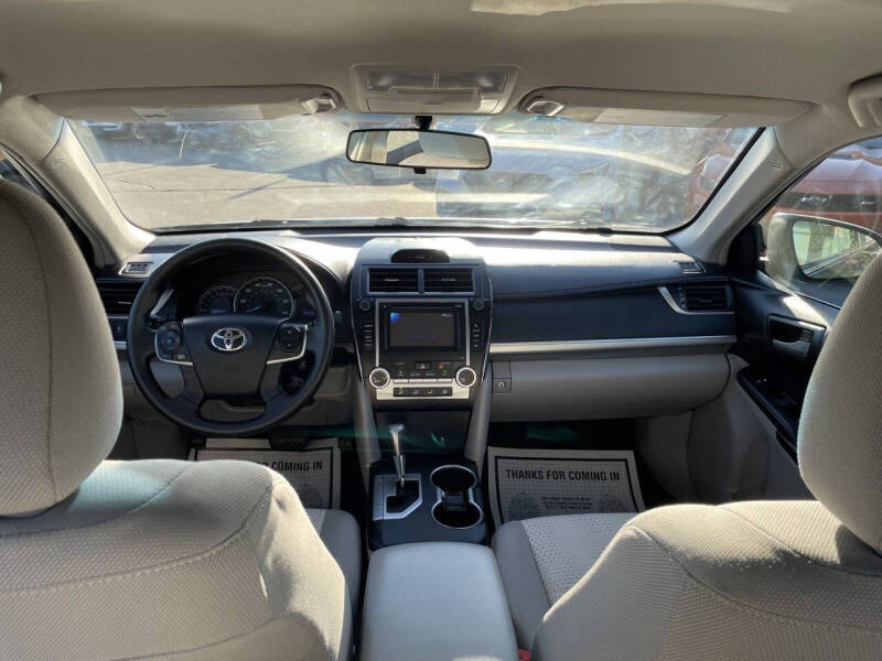 2012 Toyota Camry LE