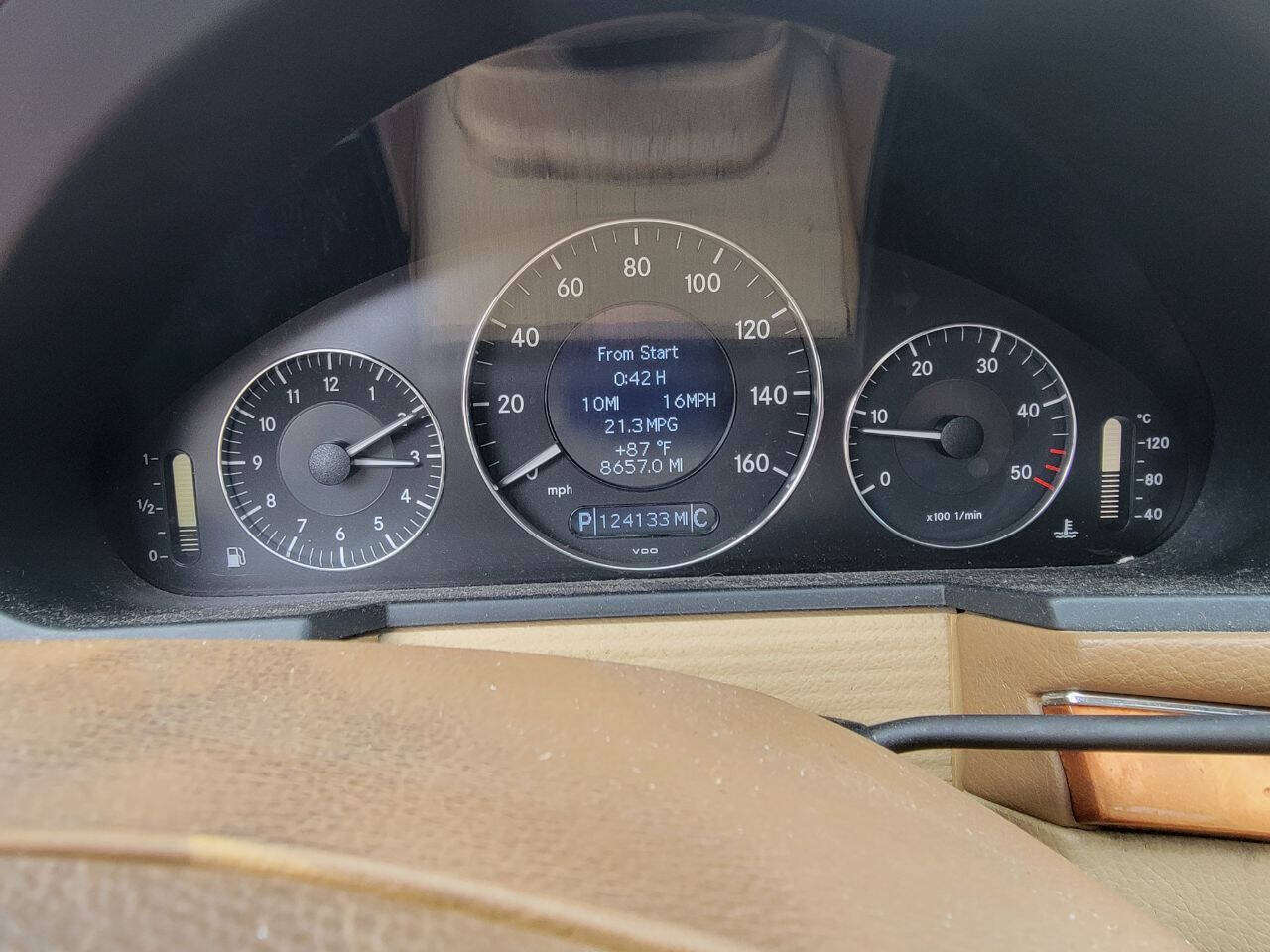 2009 MERCEDES-BENZ E-Class Sedan - $5,900