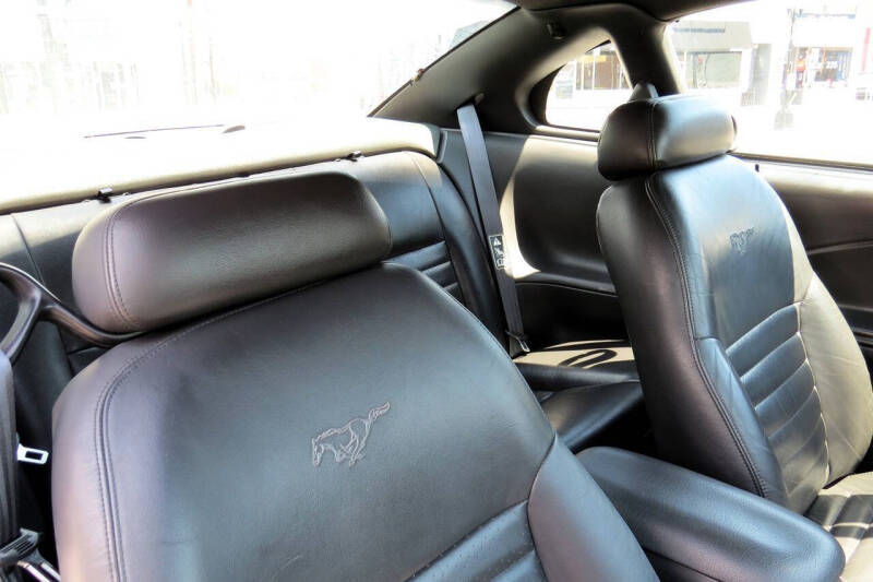 2001 Ford Mustang GT