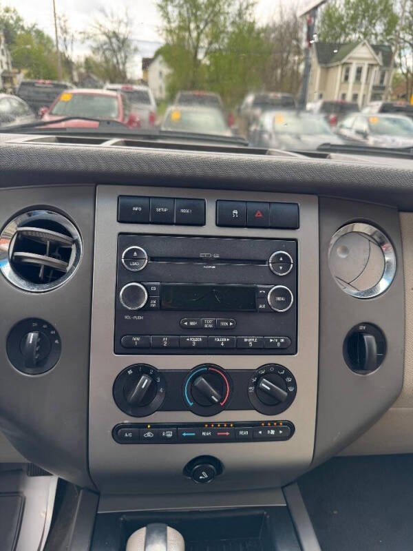 2010 Ford Expedition XLT