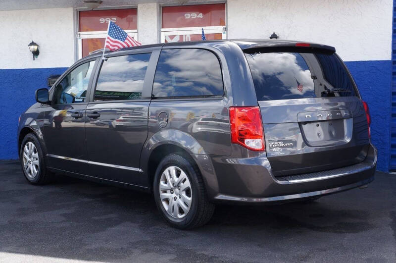 2020 Dodge Grand Caravan SE