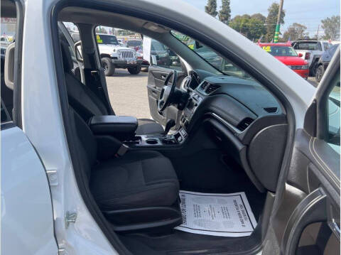 2017 Chevrolet Traverse LT