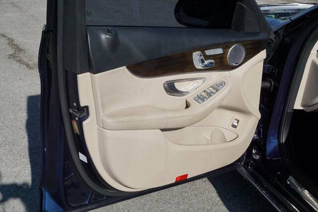 2016 Mercedes-Benz C-Class