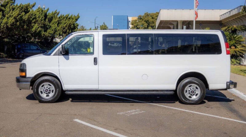 2015 GMC Savana LS 3500