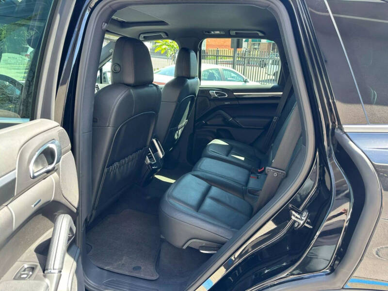 2012 Porsche Cayenne Tiptronic