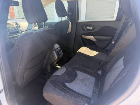 2018 Jeep Cherokee Latitude