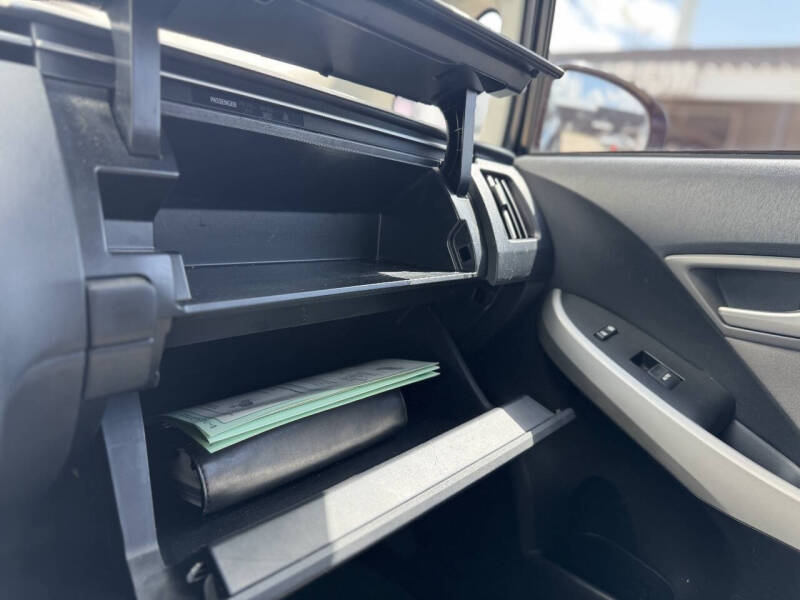 2014 Toyota Prius Two