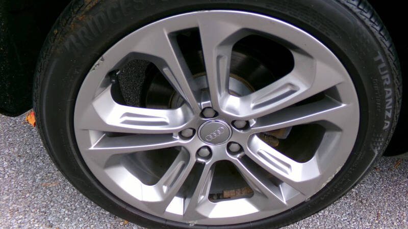 2017 Audi Q3 2.0T quattro Premium Plus