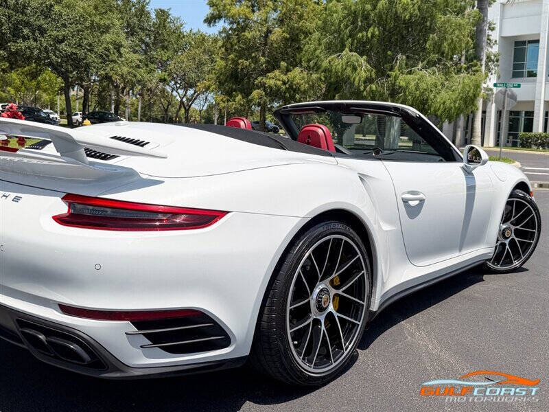 2018 Porsche 911 Turbo S
