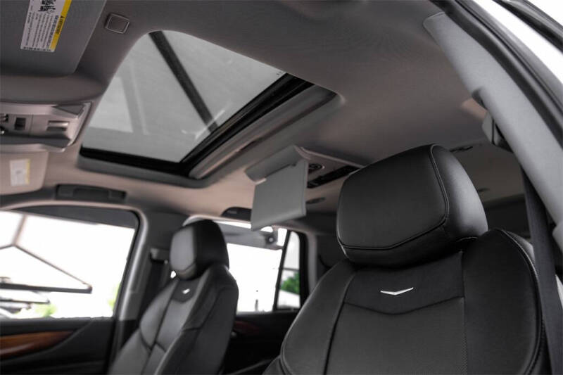 2020 Cadillac Escalade Premium Luxury