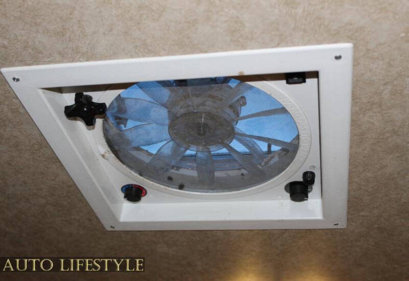 2014 Ford E-Series E-450 SD