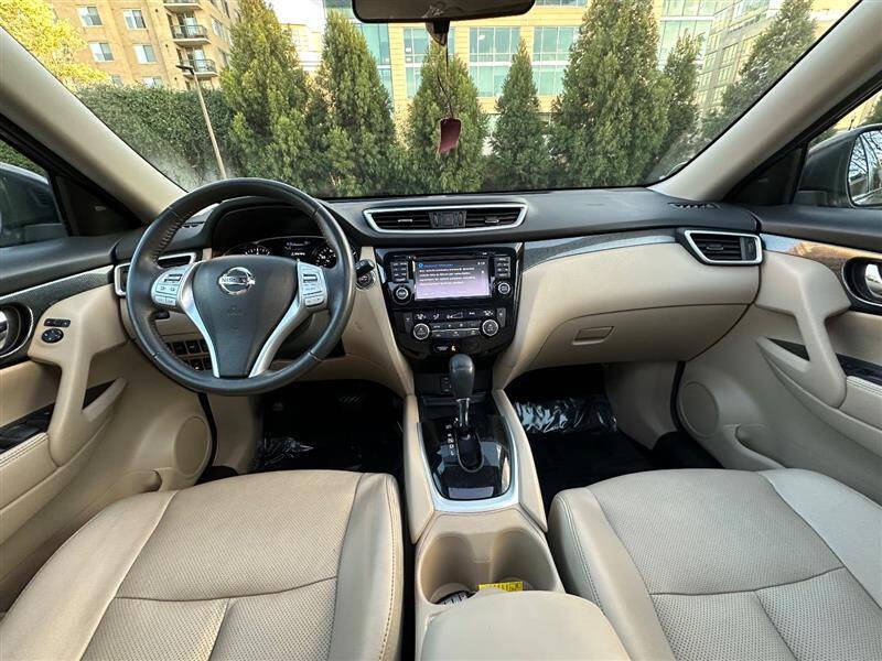 2016 Nissan Rogue SL