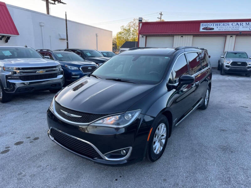 2017 Chrysler Pacifica Touring Plus