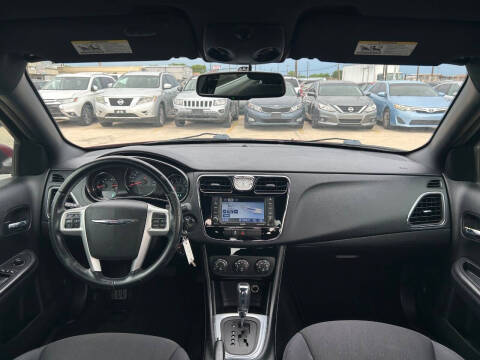 2012 Chrysler 200 Touring