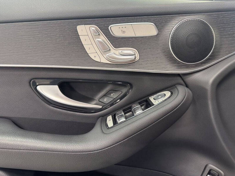 2022 Mercedes-Benz GLC GLC 300 4MATIC