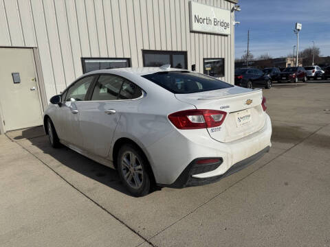 2017 Chevrolet Cruze LT Auto