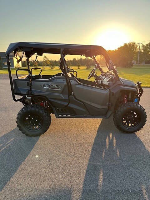 2017 Honda Pioneer 1000-5 for sale at Forst Auto Sales LLC in Marshfield, WI