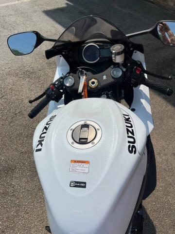 2025 Suzuki GSX-R600