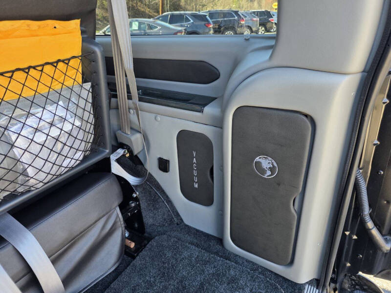 2018 Chevrolet Express 2500