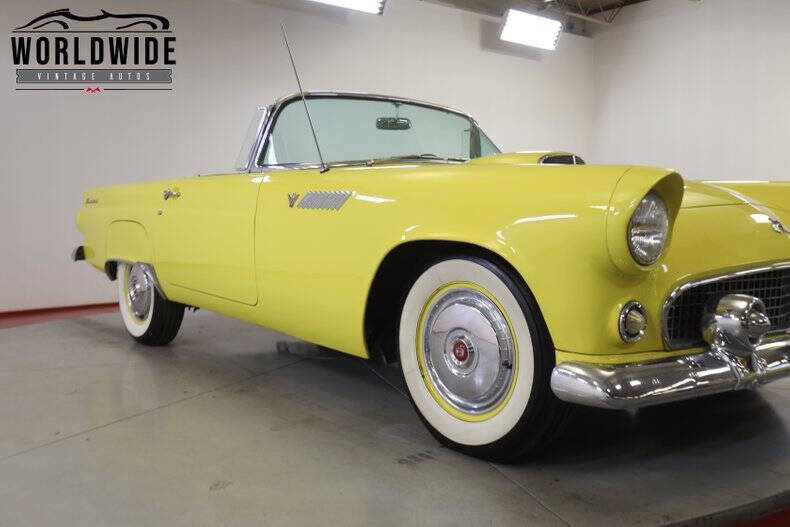 1955 Ford Thunderbird