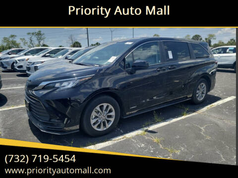 2021 Toyota Sienna for sale at Mr. Minivans Auto Sales - Priority Auto Mall in Lakewood NJ