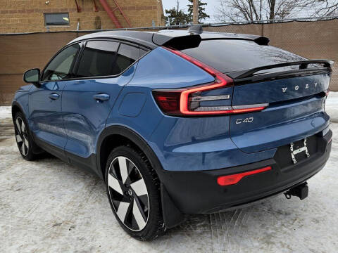 2022 Volvo C40 Recharge Pure Electric P8