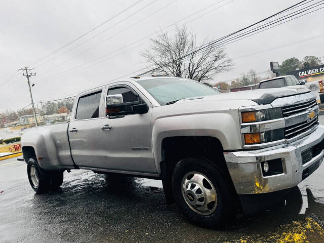 2016 Chevrolet Silverado 3500HD for sale at Carmazon Auto LLC in Marietta, GA