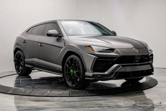 2022 Lamborghini Urus