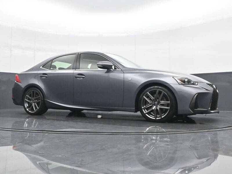 2018 Lexus IS 300