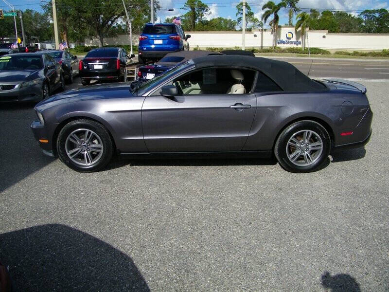 2010 Ford Mustang V6 Premium