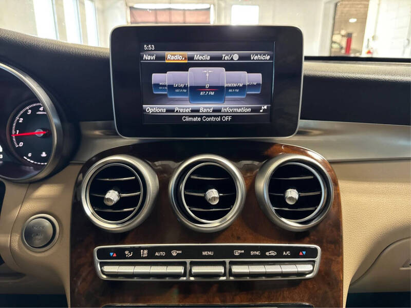 2019 Mercedes-Benz GLC GLC 300