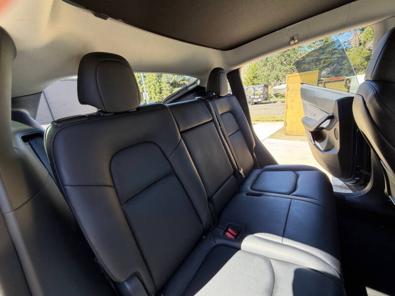 2021 Tesla Model Y Standard Range