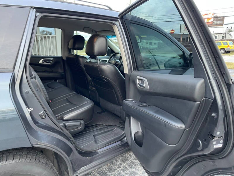 2013 Nissan Pathfinder SL