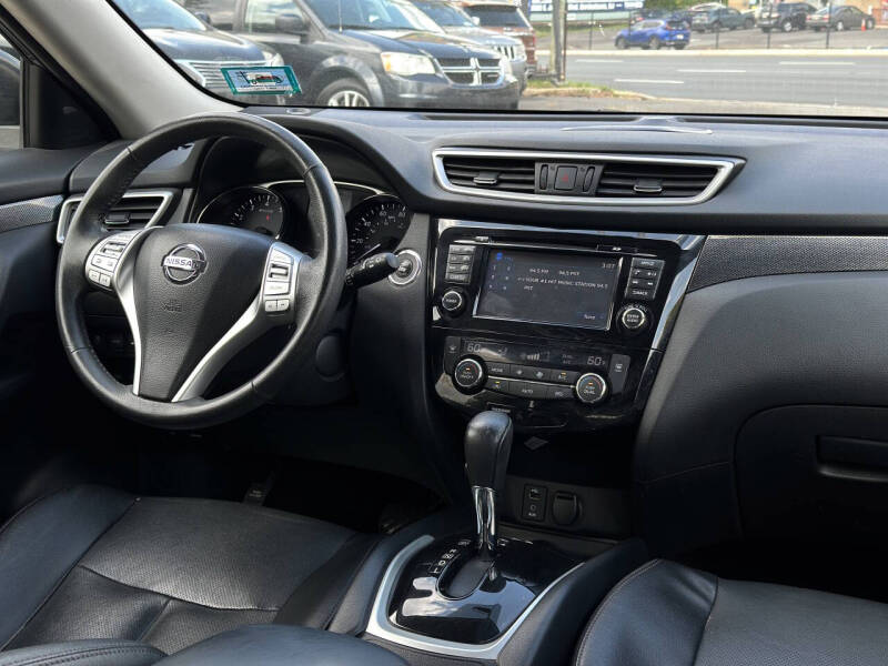 2016 Nissan Rogue SL