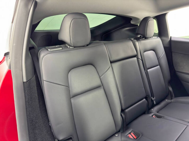 2024 Tesla Model Y Performance