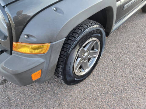 2005 Jeep Liberty Renegade