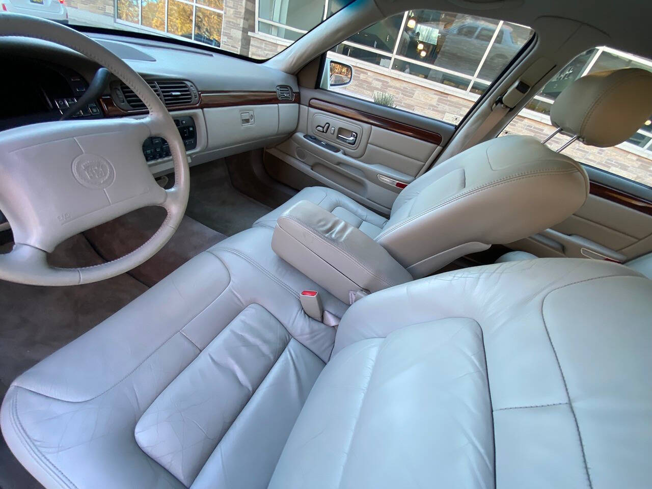 1998 Cadillac DeVille for sale at Vintage Motors USA in Roselle, NJ