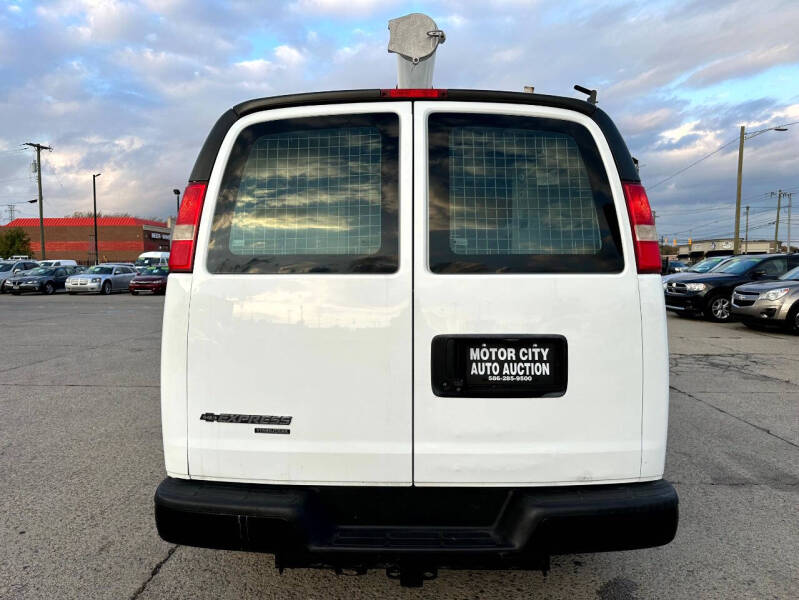 2013 Chevrolet Express 2500