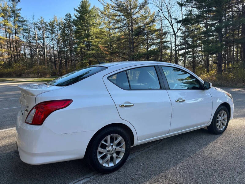 2018 Nissan Versa