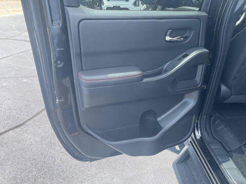 2025 Nissan Frontier PRO-4X