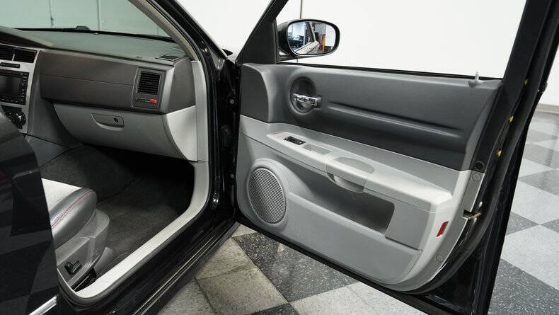 2006 Dodge Magnum SRT-8