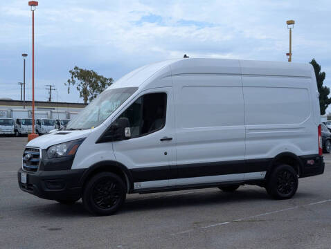 2022 Ford E-Transit 350